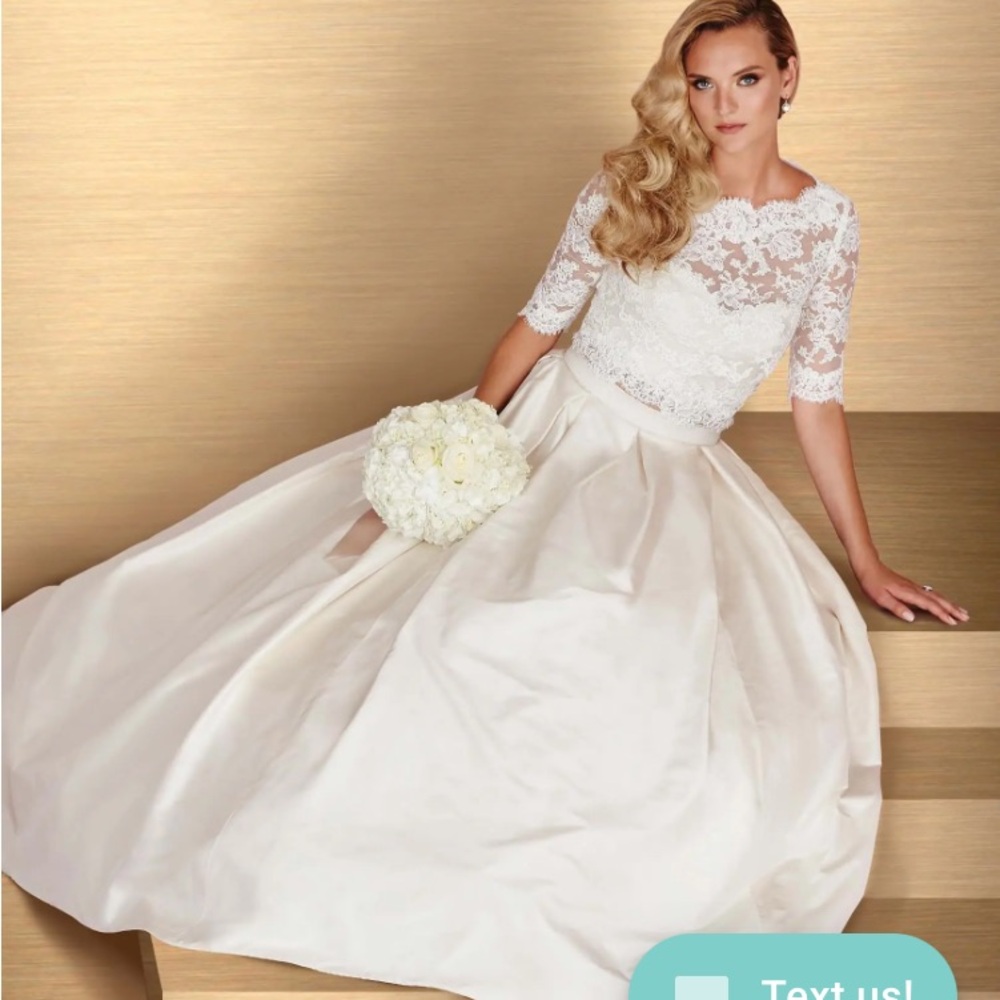 Paloma Blanca Ivory Lace Wedding Dress